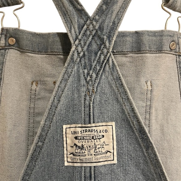 Levi’s Denim Shortalls - Picture 6 of 9